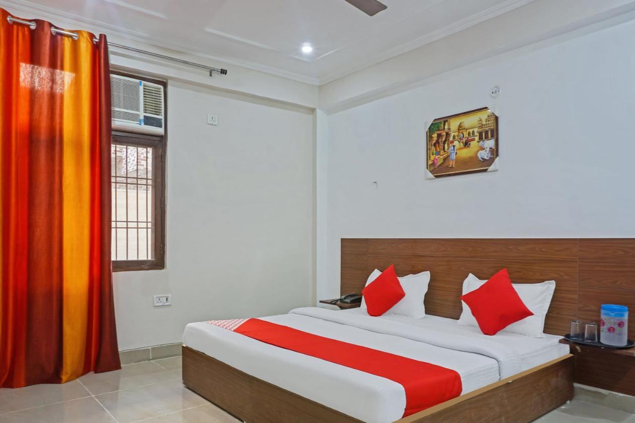 Hotel O Quadis โนอิดา ภายนอก รูปภาพ