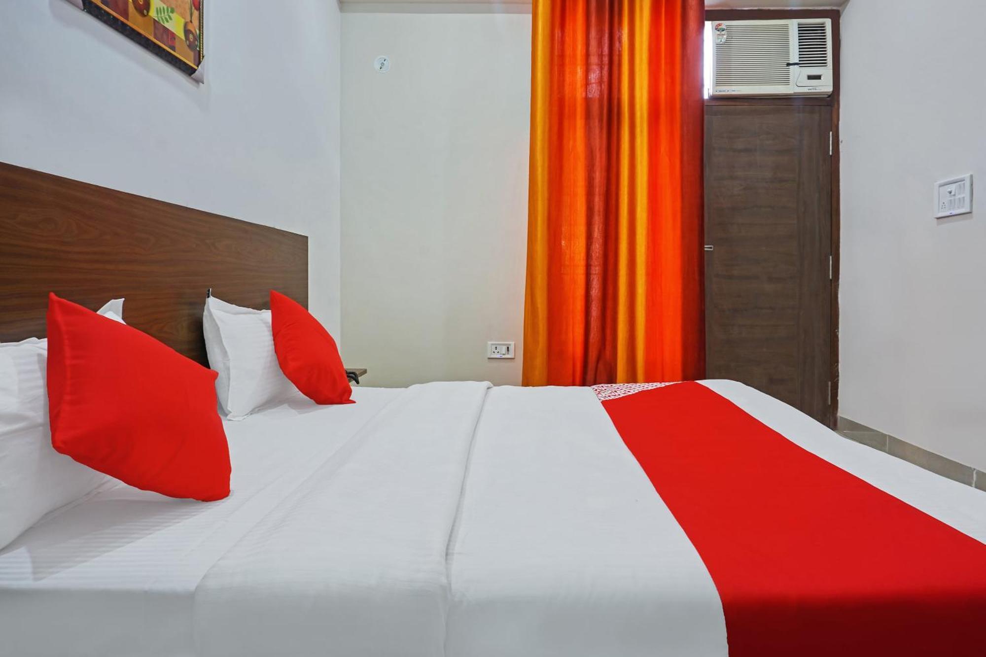 Hotel O Quadis โนอิดา ภายนอก รูปภาพ