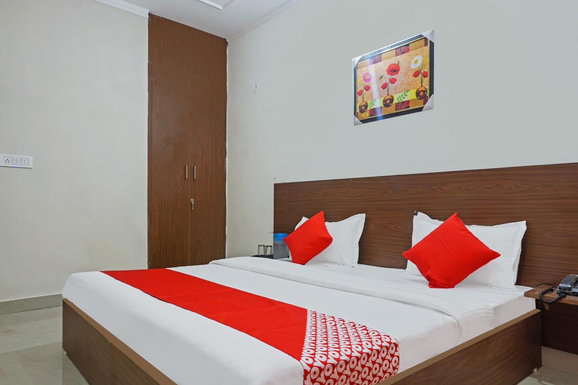 Hotel O Quadis โนอิดา ภายนอก รูปภาพ